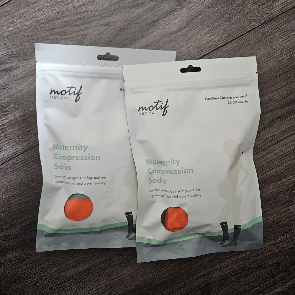 Motif compression socks